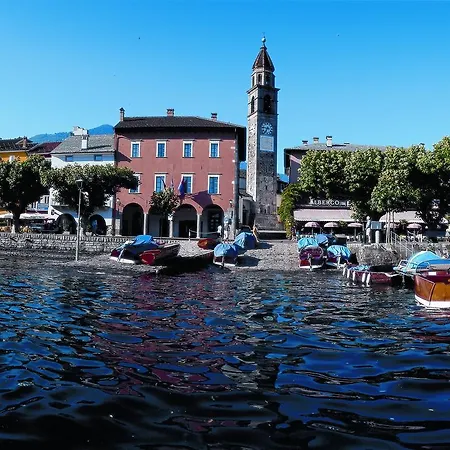 Holidays - Residenza Flora Локарно