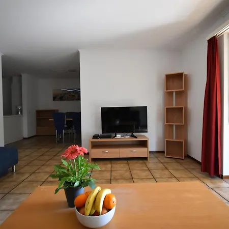 Apartment Holidays - Residenza Flora