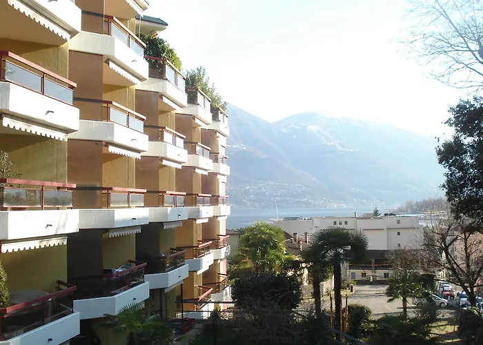 Holidays - Residenza Flora Appartement Locarno