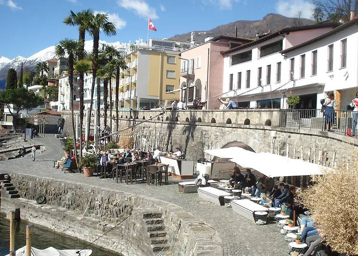 Lägenhet Holidays - Residenza Flora Locarno