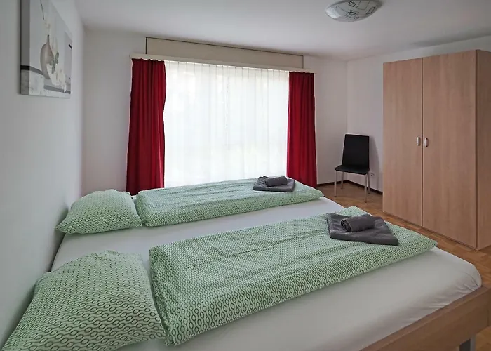 Holidays - Residenza Flora * Locarno