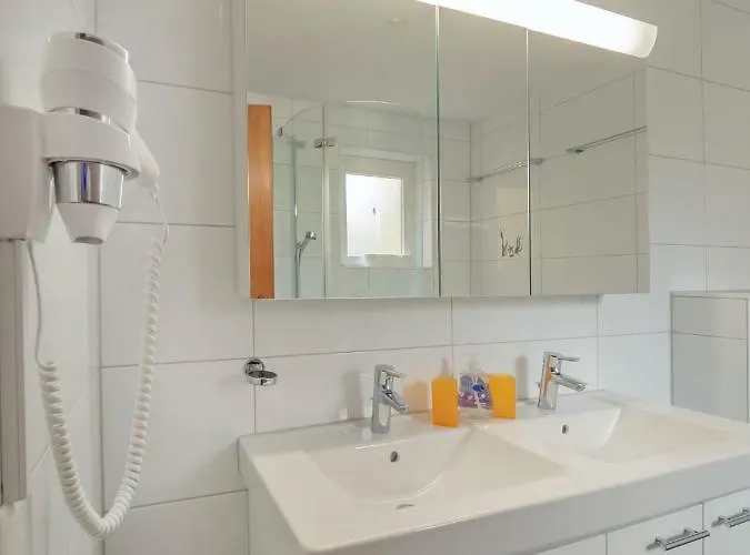 Appartement Holidays - Residenza Flora Locarno