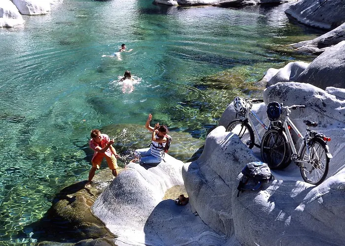 דירה Holidays - Residenza Flora *